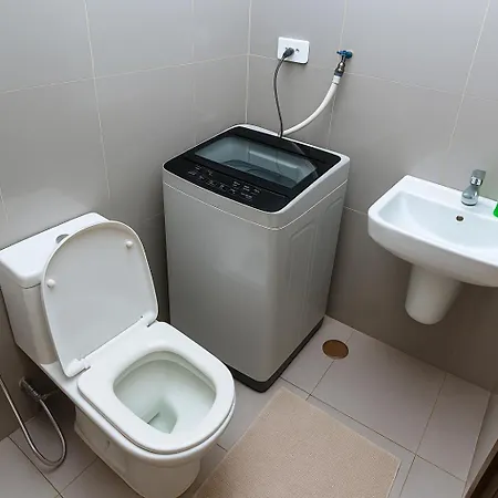 Skyvista Luxe Makati Staycation Pool Gym Netflix 5637
